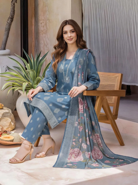 3 Piece Lawn Paste Suit