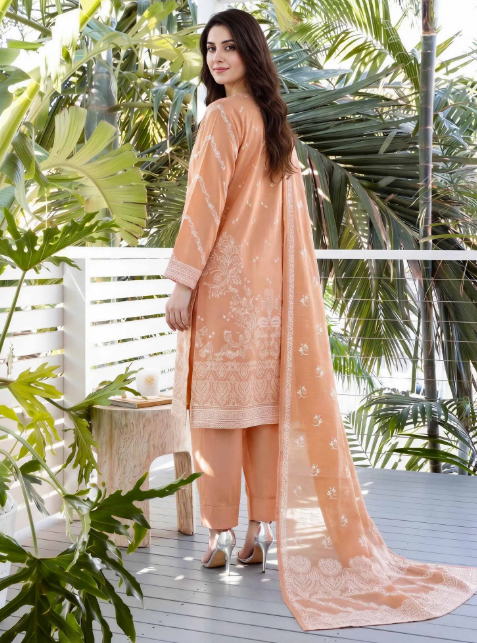 3 Piece Lawn Paste Suit- Embroidered