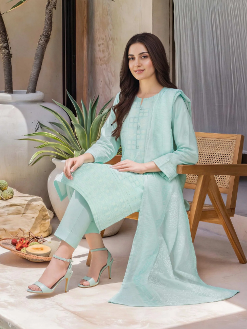 3 Piece Lawn Paste Suit- Embroidered