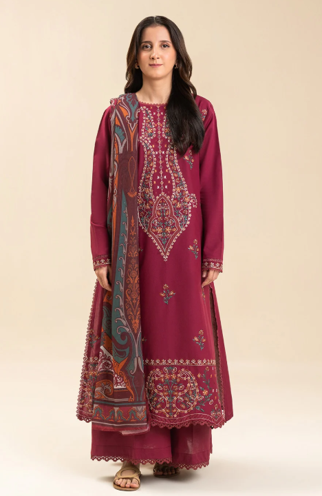 3 PIECE EMBROIDERED LAWN SUIT