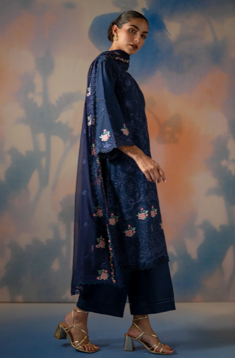 3 PIECE EMBROIDERED CHIKANKARI SUIT WITH BAMBER DUPATTA