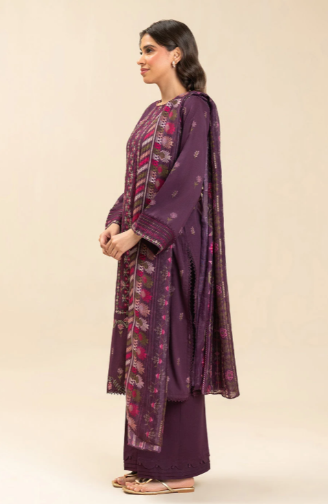 3 PIECE EMBROIDERED LAWN SUIT