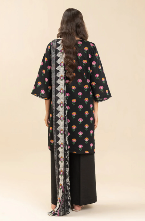 3 PIECE EMBROIDERED LAWN SUIT