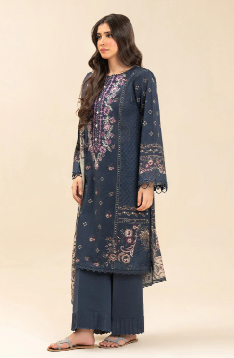 3 PIECE EMBROIDERED LAWN SUIT