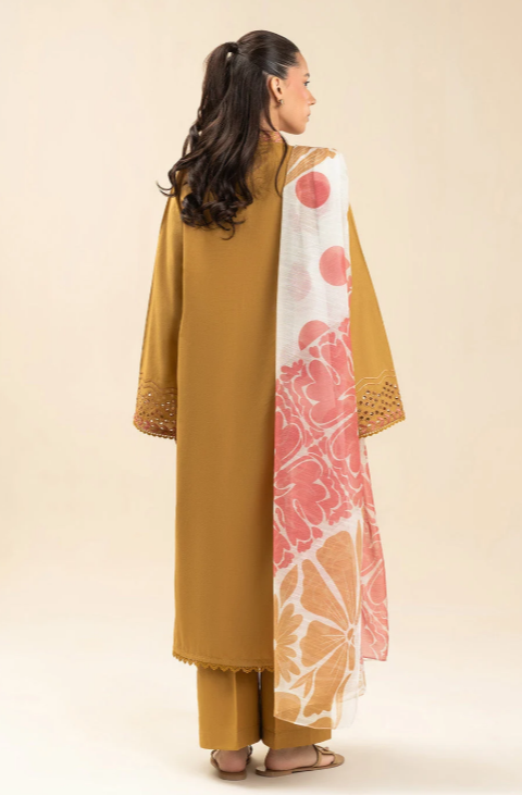 3 PIECE EMBROIDERED LAWN SUIT