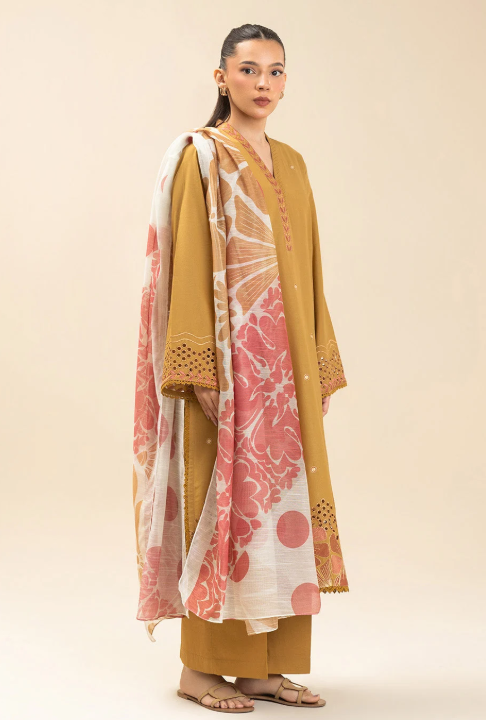 3 PIECE EMBROIDERED LAWN SUIT
