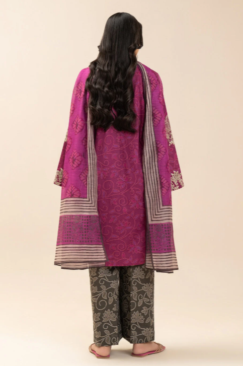 3 PIECE EMBROIDERED LAWN SUIT