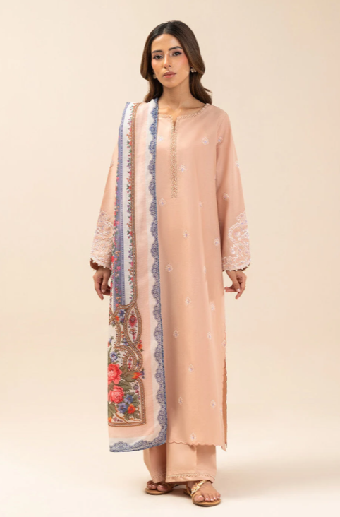 3 PIECE EMBROIDERED LAWN SUIT