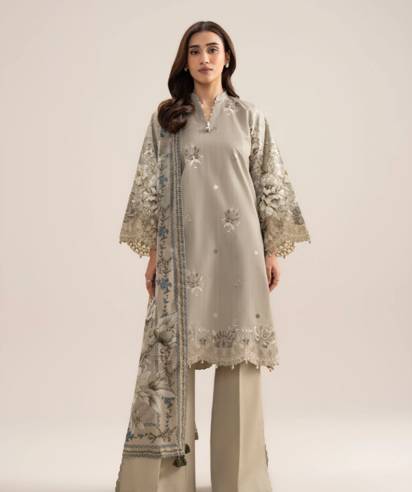 3 Piece - Embroidered Lawn Suit
