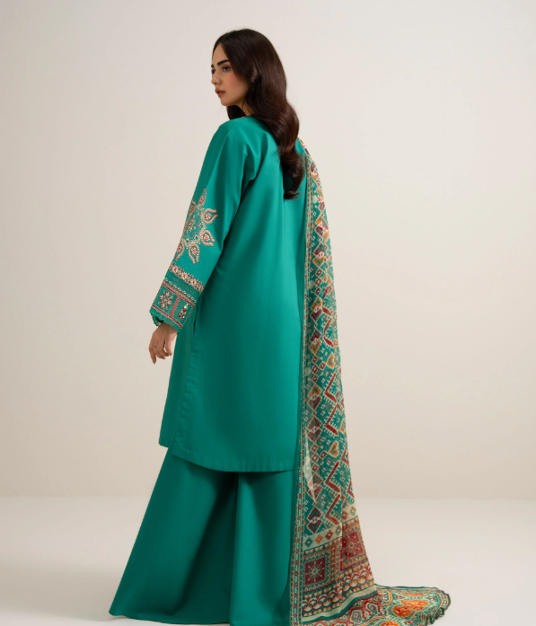 3 Piece - Embroidered Lawn Suit